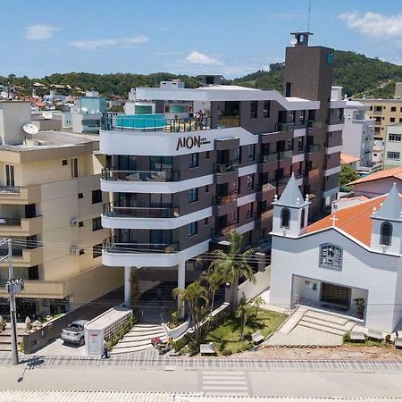 AION 205 - Apartamento a 50 metros da praia de Bombinhas - Piscina e Academia com Vista Panorâmica Exterior foto