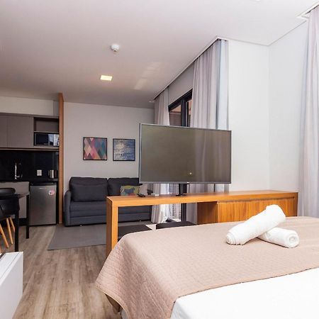 AION 205 - Apartamento a 50 metros da praia de Bombinhas - Piscina e Academia com Vista Panorâmica Exterior foto